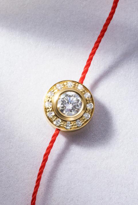 String Bracelet For Women with 0.26ct Round Diamond in Yellow Gold Bezel Setting - Redline - 0++