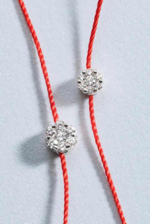 String Bracelet For Women with 0.05ct Round Diamond in White Gold Cluster Setting - Redline - 0++