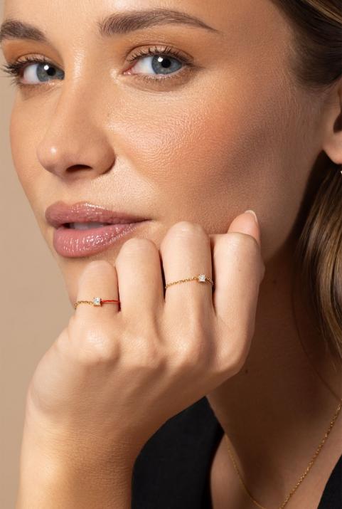 Ring with 0.11ct Princess Diamond in Yellow Gold Prong Setting - Redline - 0++