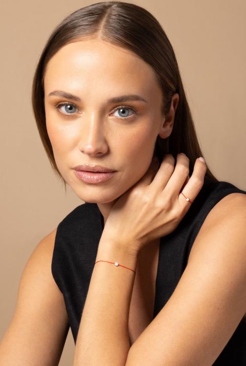 String Bracelet For Women with 0.10ct Round Diamond in White Gold Cluster Setting - Redline - 0++
