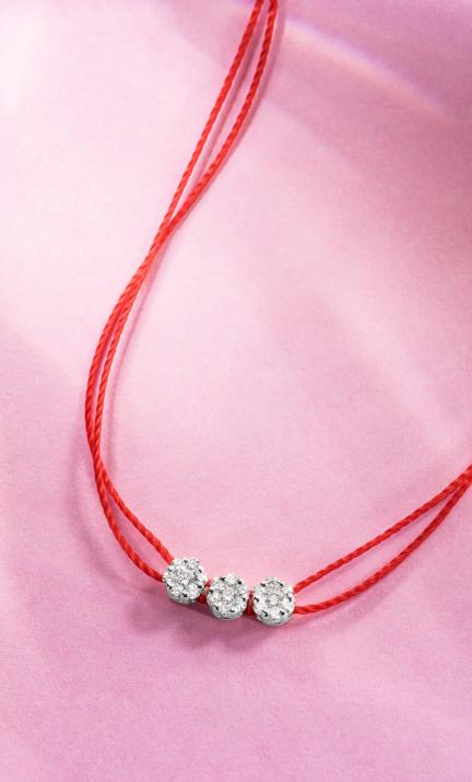 String Bracelet For Women with 0.15ct Round Diamond in White Gold Cluster Setting - Redline - 0++