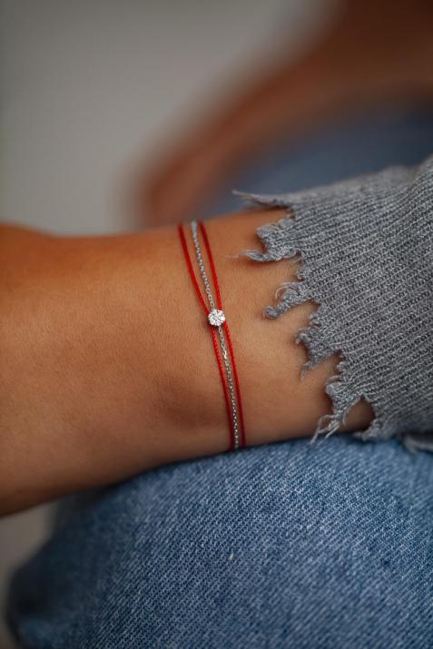 Twin Strings Bracelet For Women with 0.05ct Round Diamond in White Gold Cluster Setting - Redline - 0++