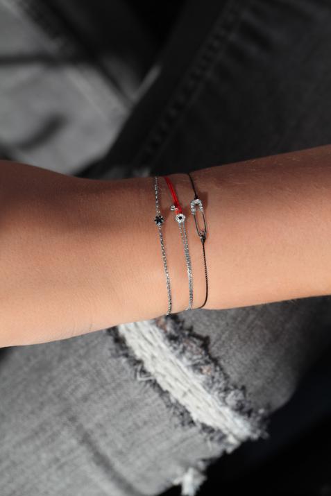 String-Chain Bracelet For Women with 0.07ct Round Diamond in White Gold Cluster Setting - Redline - 0++