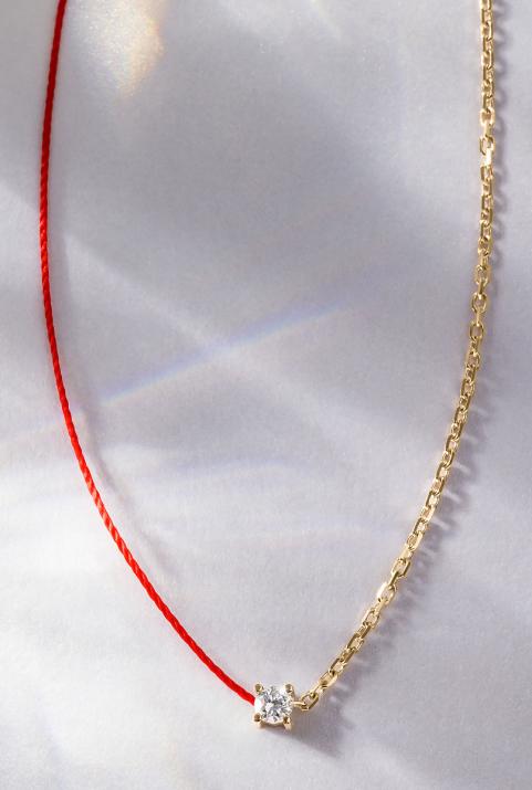 String-Chain Necklace with 0.08ct Round Diamond in Yellow Gold Prong Setting - Redline - 0++