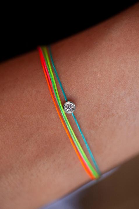 Multistring Bracelet For Women with 0.10ct Round Diamond in White Gold Bezel Setting - Redline - 0++