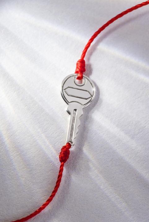 String Bracelet For Women with 0.085ct Round Diamond in White Gold Pavé Setting - Redline - 0++