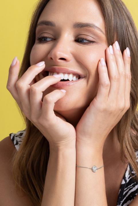 Black gold chain bracelet with diamond-paved smiley - Redline - 0++