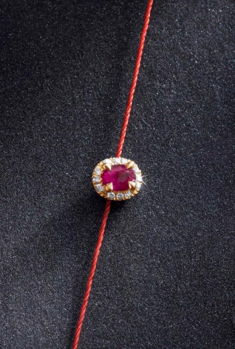 String Bracelet For Women with 0.06ct Oval Diamond and Rubis in Rose Gold Prong Setting - Redline - 0++