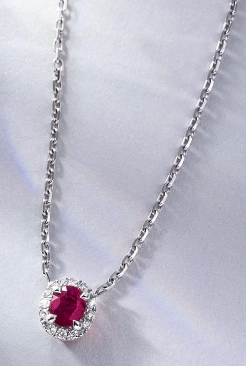 Chain Necklace For Women with 0.06ct Oval Diamond and Rubis in White Gold Prong Setting - Redline - 0++