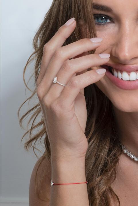 Ring with 0.43ct Pear Diamond in Rose Gold Prong Setting - Redline - 0++