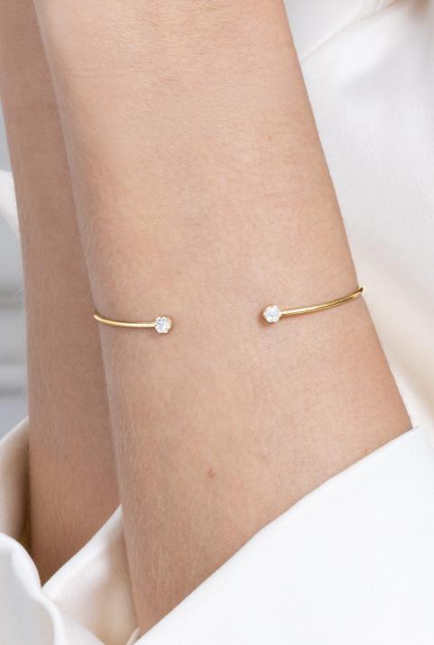 Bangle Bracelet with 0.20ct Round Diamond in Yellow Gold Cluster Setting - Redline - 0++