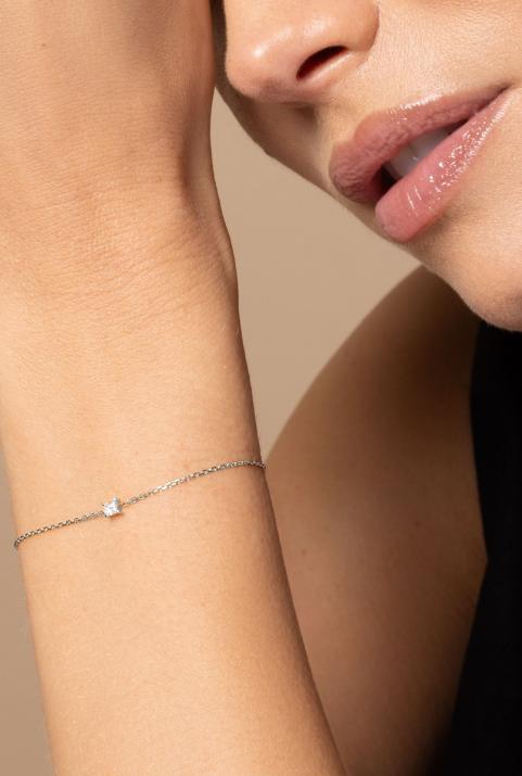 Chain Bracelet For Women with 0.11ct Princess Diamond in White Gold Prong Setting - Redline - 0++