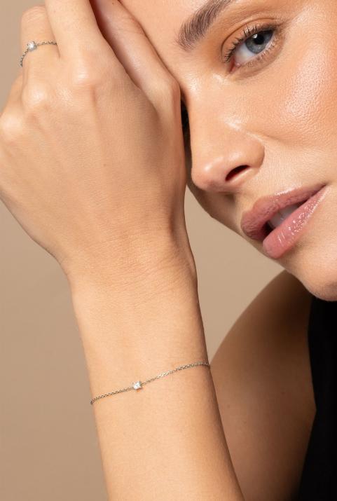 Chain Bracelet For Women with 0.11ct Princess Diamond in White Gold Prong Setting - Redline - 0++