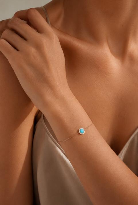 Chain Bracelet For Women with 0.086ct Round Diamond in Rose Gold Prong Setting - Redline - 0++