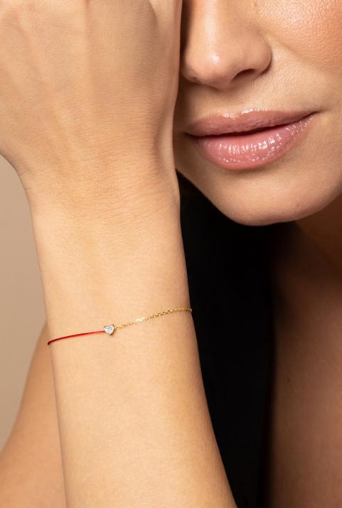 String-Chain Bracelet For Women with 0.10ct Heart ShapedDiamond in Yellow Gold Prong Setting - Redline - 0++