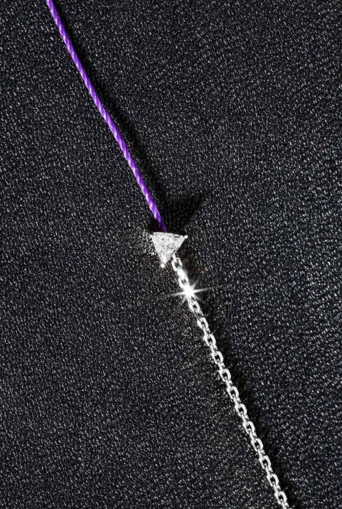 String-Chain Bracelet For Women with 0.10ct Trillion Diamond in White Gold Prong Setting - Redline - 0++