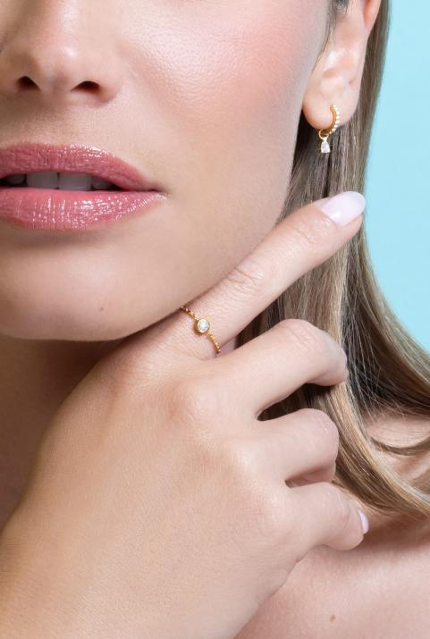 Chain Ring with 0.10ct Round Diamond in Yellow Gold Bezel Setting - Redline - 0++