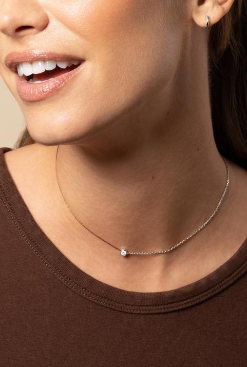 String-Chain Necklace with 0.10ct Round Diamond in White Gold Bezel Setting - Redline - 0++