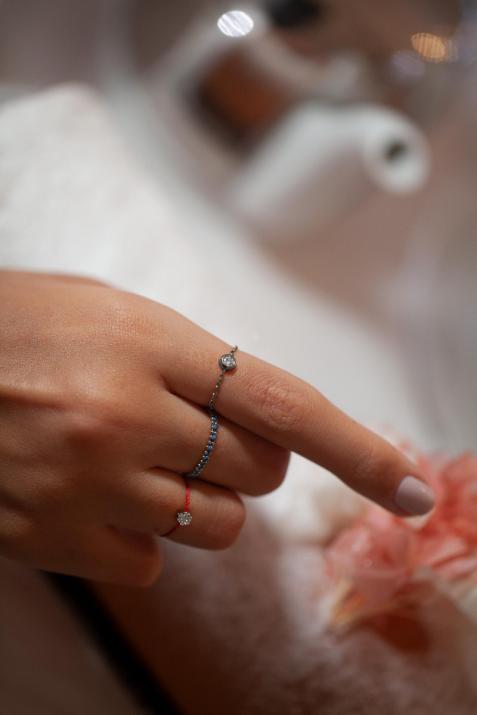 Chain Ring with 0.10ct Round Diamond in Black Gold Bezel Setting - Redline - 0++