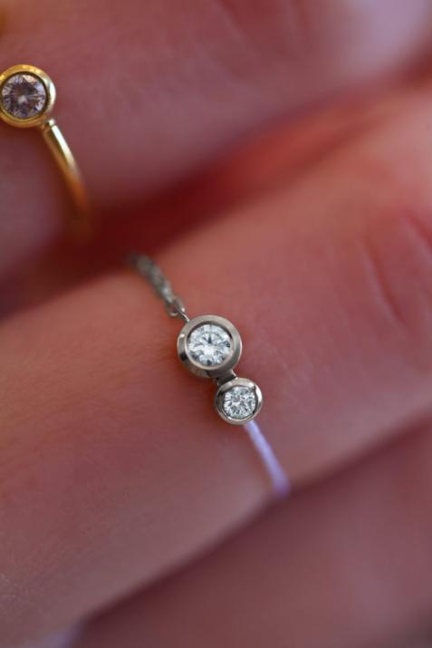 String Ring with 0.15ct Round Diamond in Black Gold Bezel Setting - Redline - 0++