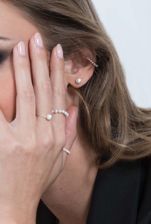 Ring with Pearl in White Gold - Redline - 0++