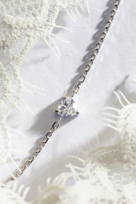 Chain Bracelet For Women with 0.20ct Heart ShapedDiamond in White Gold Prong Setting - Redline - 0++