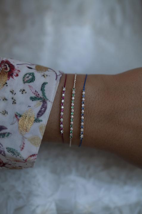 Chain Bracelet For Women with 0.12ct Round Diamond and Emeraldin White Gold Prong Setting - Redline - 0++