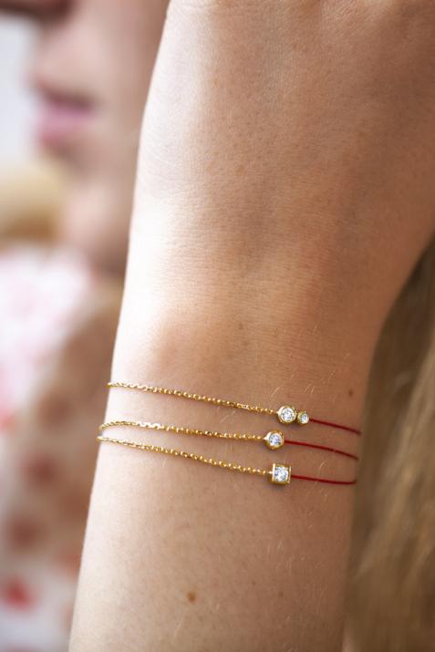 String-Chain Bracelet For Women with 0.15ct Round Diamond in Yellow Gold Bezel Setting - Redline - 0++