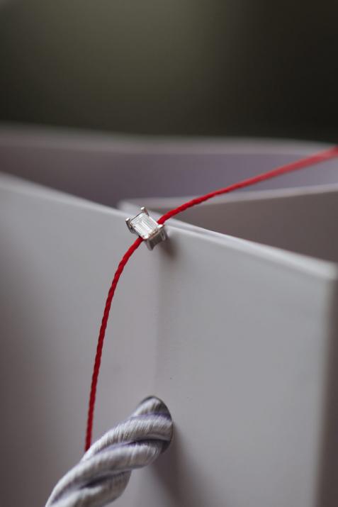 String Bracelet For Women with 0.20ct Princess Diamond in White Gold Prong Setting - Redline - 0++