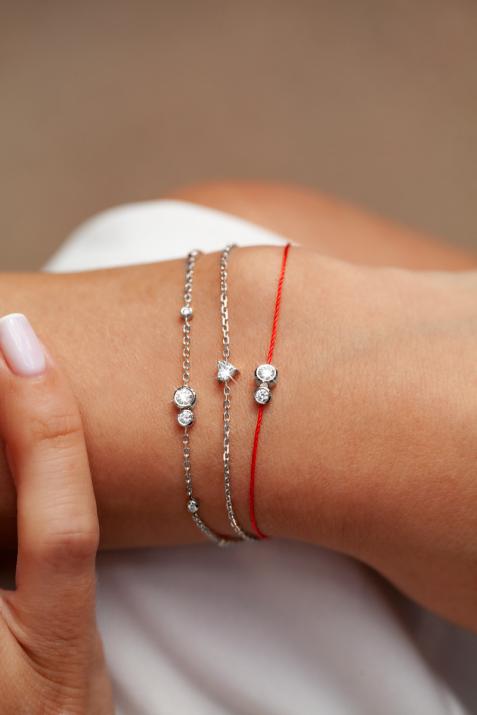 String Bracelet For Women with 0.15ct Round Diamond in White Gold Bezel Setting - Redline - 0++