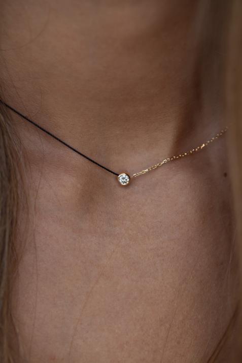 String-Chain Necklace with 0.10ct Round Diamond in Yellow Gold Bezel Setting - Redline - 0++