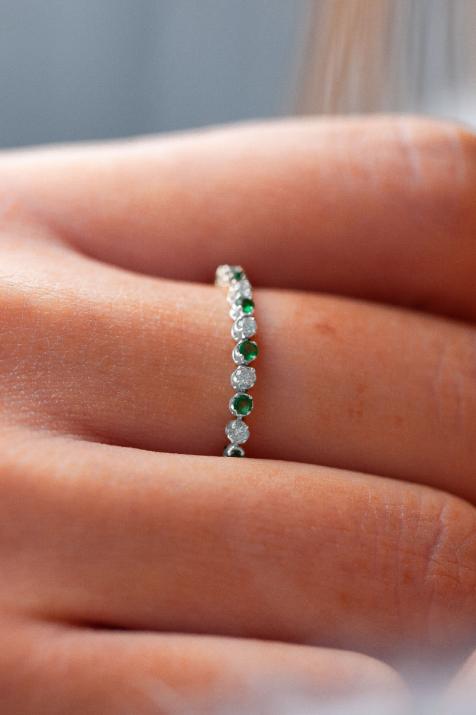 Кольцо Мэрилин изумрурное белое золото - Redline - 0++