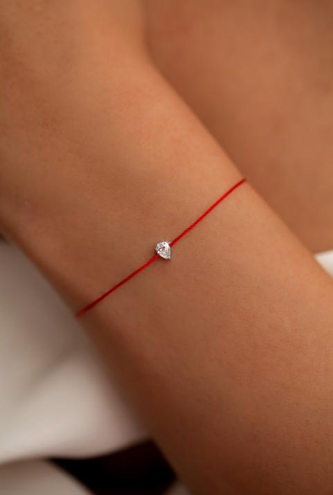 String Bracelet For Women with 0.20ct Pear Diamond in White Gold Prong Setting - Redline - 0++