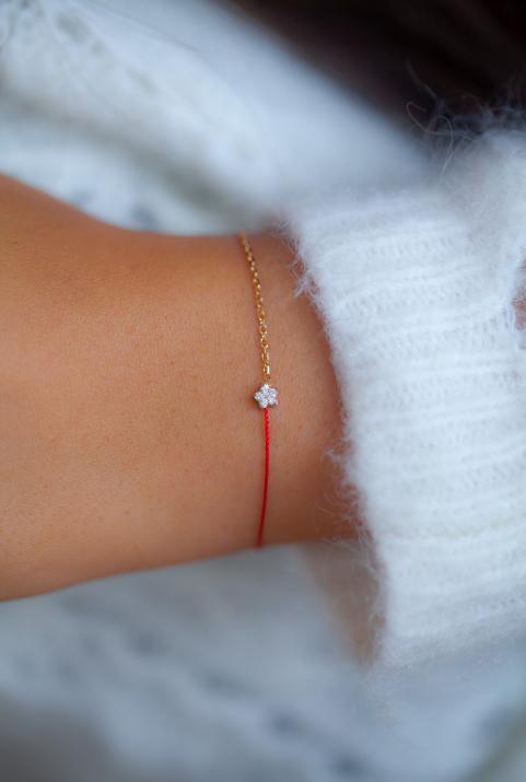 Chain Bracelet For Women with 0.05ct Round Diamond in Rose Gold Prong Setting - Redline - 0++