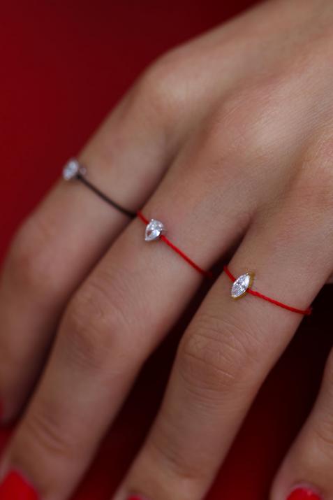 String Ring with 0.10ct Marquise Diamond in Yellow Gold Prong Setting - Redline - 0++