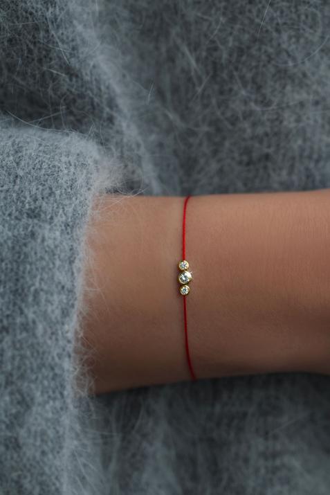 String Bracelet For Women with 0.20ct Round Diamond in Yellow Gold Bezel Setting - Redline - 0++