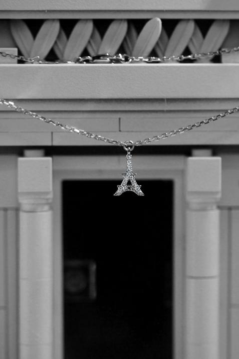 Chain Necklace For Women with 0.05ct Round Diamond in White Gold Pavé Setting - Redline - 0++