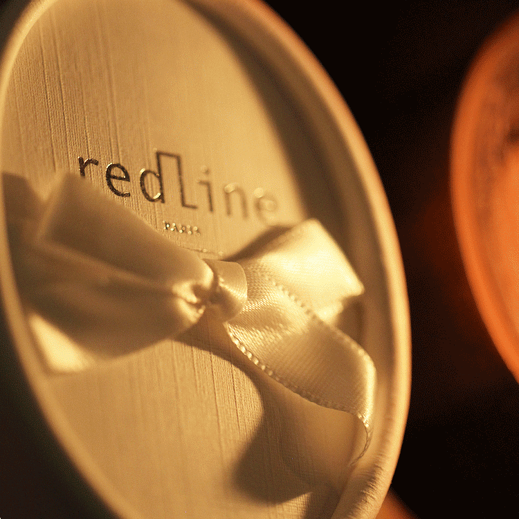 ВОЙДИТЕ В ВОЛШЕБНЫЙ МИР REDLINE