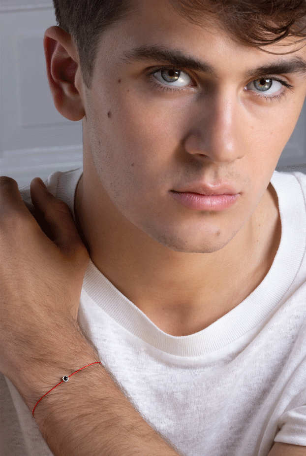 Вневременной чёрный бриллиант